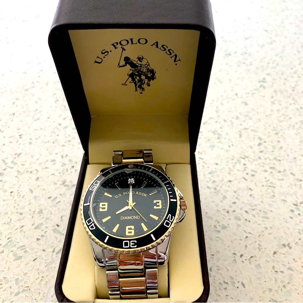 Mens two-tone watch